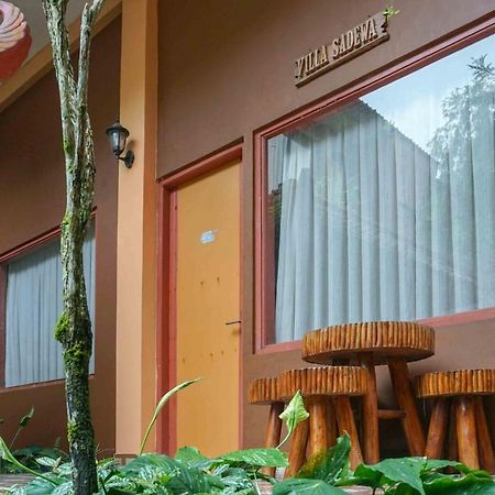 Reddoorz Resort @ Tawangmangu Exterior photo