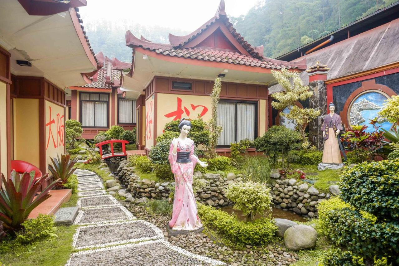 Reddoorz Resort @ Tawangmangu Exterior photo