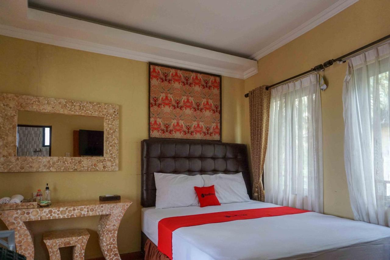 Reddoorz Resort @ Tawangmangu Exterior photo