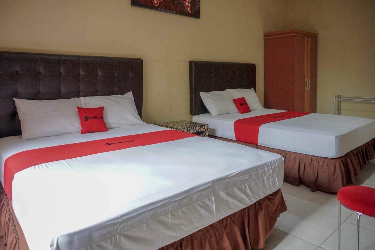 Reddoorz Resort @ Tawangmangu Exterior photo